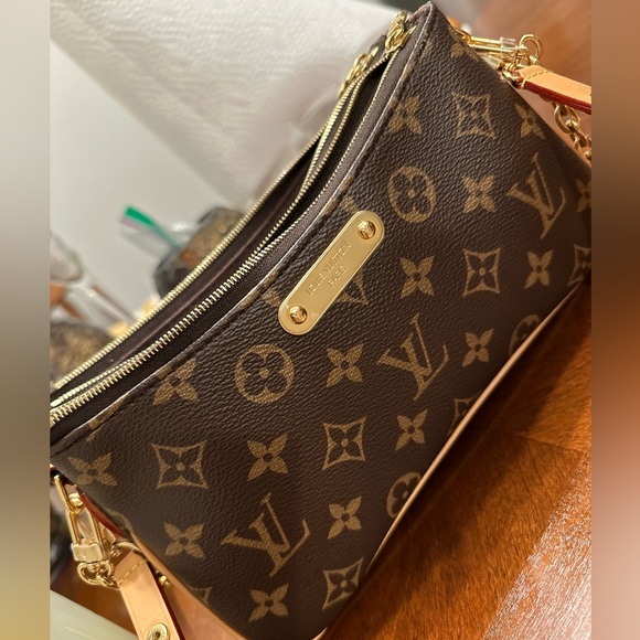 Liv pochette - Picture 7 of 7